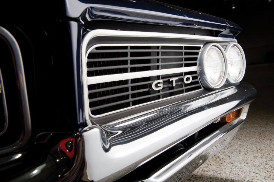  Pontiac GTO Convertible 1964 года  (фото 5 из 17)